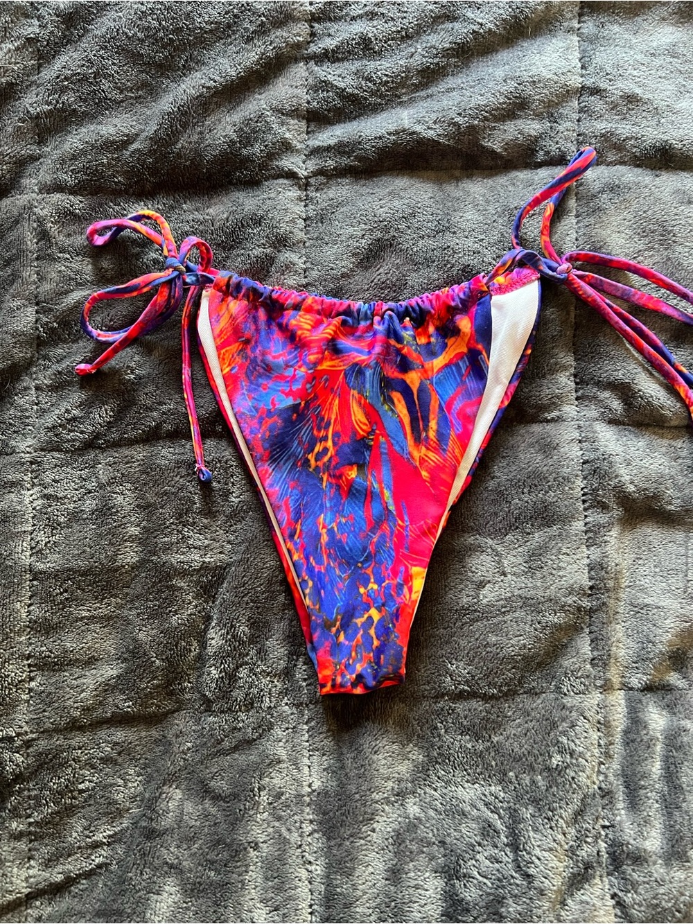 Swimsuit bottoms